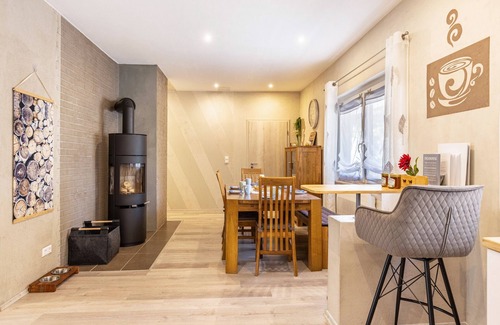 Albstadt Apartamento | Apartamento 'Für Traufgängerle' con terraza privada, jardín privado y Wi-Fi