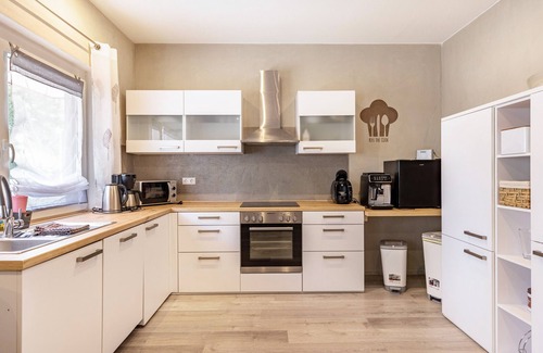 Albstadt Apartamento | Apartamento 'Für Traufgängerle' con terraza privada, jardín privado y Wi-Fi