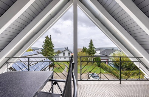 Zwiefalten Apartamento | Apartamento 'Ferienwohnung Christine' con vistas a la montaña, terraza privada y Wi-Fi
