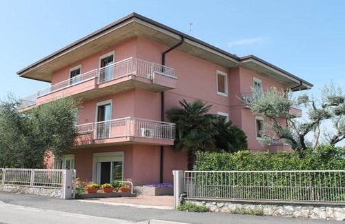 Rivoltella Apartamento | Apartamento para 4 personas en la planta baja, bonito y agradable.
