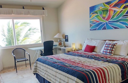 Playacar Fase I Complejo | Apartamento frente al mar a 15 min a pie del centro
