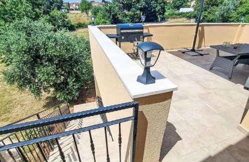 Liznjan Apartamento | Apartment Fameja by Interhome
