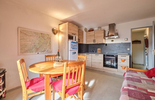 Villard-de-Lans Apartamento | Apartamento 'Familial De Montagne' con jardín privado y balcón