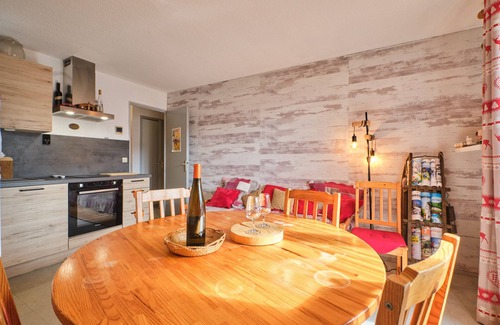 Villard-de-Lans Apartamento | Apartamento 'Familial De Montagne' con jardín privado y balcón