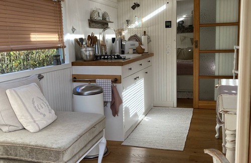 Hummel Apartamento | Apartamento 'Familienurlaub Im Zirkuswagen' con jardín privado y Wi-Fi