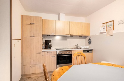 Pellworm Apartamento | Apartamento 'Fereinhof Paulsen - Lachmöwe' con terraza privada, jardín compartido y Wi-Fi