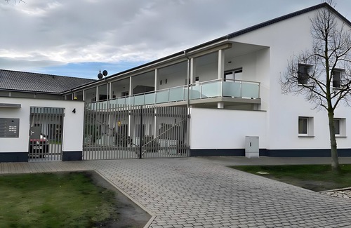 Schonebeck Apartamento | Apartment 'Ferienwohnung 10' with Shared Terrace, Balcony and Wi-Fi