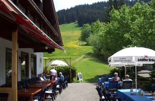 Missen-Wilhams Apartamento | Apartamento 'Ferienwohnpark Oberallgäu' con balcón