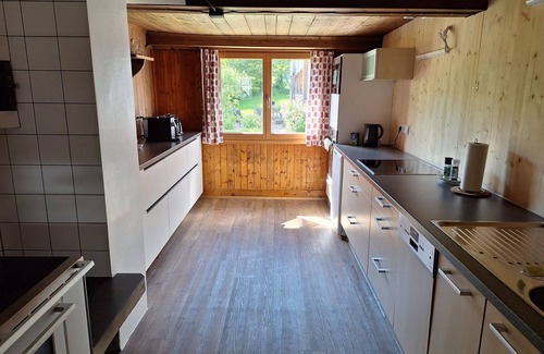 Schwarzenberg Apartamento | Apartamento 'Ferienwohnung In Altem Bauernhaus' con vistas a la montaña, jardín privado y Wi-Fi