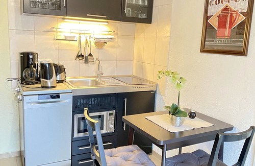 Friedrichroda Apartamento | Apartamento 'Ferienwohnung Beyer Friedrichroda' con terraza privada, jardín privado y Wi-Fi