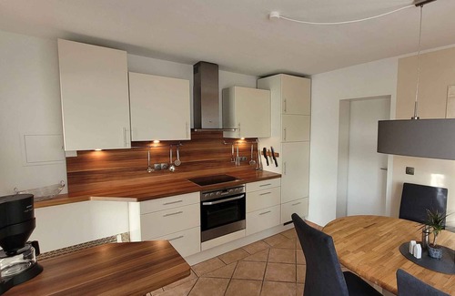Gleidorf Apartamento | Apartamento 'Ferienwohnung Friedhoff, 80qm' con vistas a la montaña, terraza privada y Wi-Fi