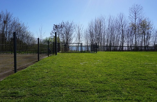 Muldestausee Apartamento | Apartamento 'Ferienwohnung Schlossterrassen 4b' con terraza privada, jardín compartido y Wi-Fi