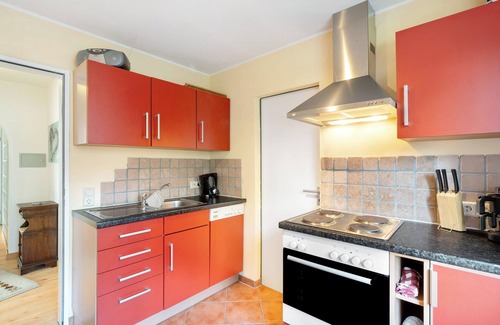 Dornstetten Apartamento | Apartamento 'Ferienwohnung Carolin' con terraza privada, jardín compartido y Wi-Fi