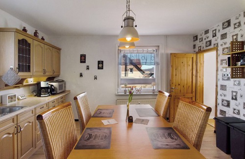 Mielenhausen Apartamento | Apartamento 'Ferienwohnung Am Feldrain' con jardín privado y Wi-Fi