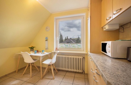 Krempermoor Apartamento | Apartamento 'Ferienwohnung Krempermoor' con terraza compartida y Wi-Fi