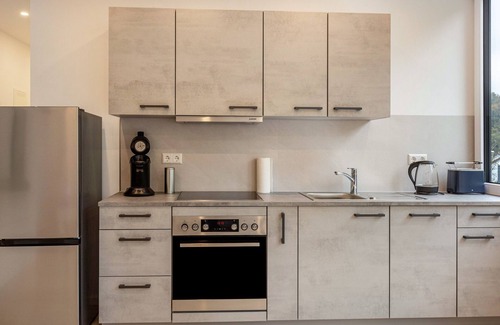 Allensbach Apartamento | Apartamento 'Ferienwohnung Waldblick' con balcón, Wi-Fi y aire acondicionado
