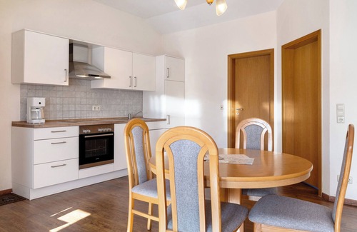 Nesselried Apartamento | Apartamento 'Ferienwohnung Birne' con jardín compartido, balcón y Wi-Fi