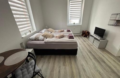 Nordstadt Apartamento | Apartment, Ferienwohnung- Bad-Küche- Parkplatz