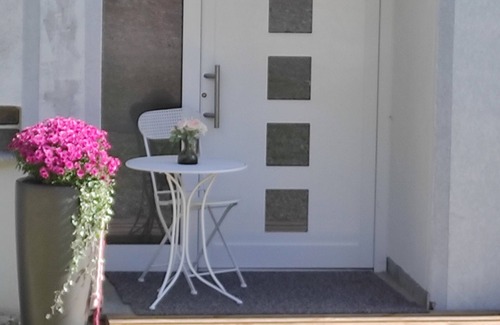 Zwiefalten Apartamento | Apartamento 'Ferienwohnung' con Wi-Fi