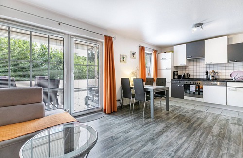 Wassersleben Apartamento | Apartamento 'Ferienwohnung Wassersleben' con vistas al mar, balcón y Wi-Fi