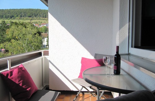 Albstadt Apartamento | Apartamento 'Ferienwohnung Zollernalb' con balcón y Wi-Fi