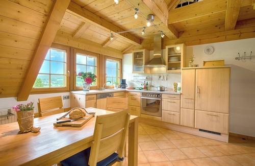 Breitnau Apartamento | Apartamento 'Ferienwohnung Sternenhimmel' con vistas a la montaña, jardín compartido y Wi-Fi