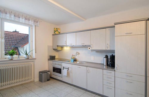 Grebendorf Apartamento | Apartamento 'Ferienwohnung Storchenblick' con vistas a la montaña, balcón y Wi-Fi