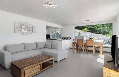 Stockach Apartamento | Apartamento 'Ferienwohnung Paul' con vistas a la montaña, terraza compartida y Wi-Fi