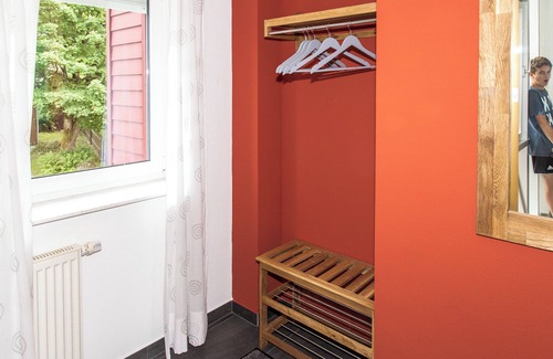 Oberhof Apartamento | Apartamento 'Ferienwohnung Tannenblick 3-4' con vistas a la montaña, balcón y Wi-Fi