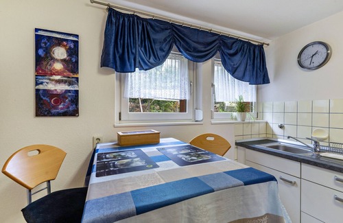 Wolfach Apartamento | Apartamento 'Ferienwohnung Rebberg 1' con vistas a la montaña, terraza compartida y Wi-Fi