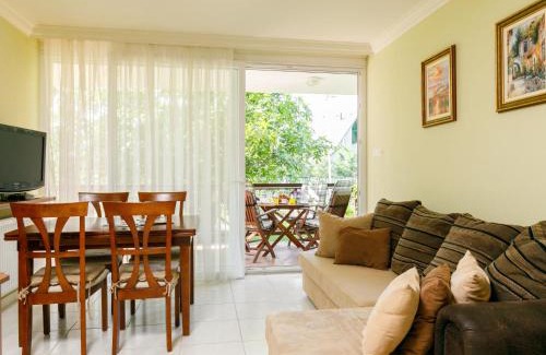 Balatonoszod Apartamento | Apartment Figo by Interhome