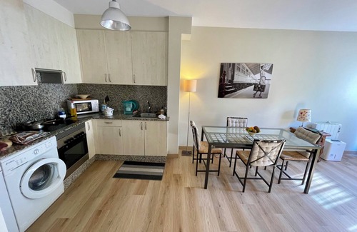 O Pindo Apartamento | APT. BAJO DOS HABITACIONES CON TERRAZA DE 50m2, CERCA PLAYA DE CARNOTA
