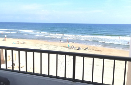 Les Deveses Apartamento | Primera linea playa tranquila,zonas de ocio,centro comercial golf WIFI GRATIS