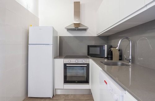 Eixample Apartamento | Apartamento 'Flat In Girona City Centre' con terraza compartida y aire acondicionado