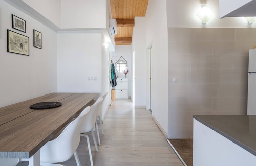Eixample Apartamento | Apartamento 'Flat In Girona City Centre' con terraza compartida y aire acondicionado