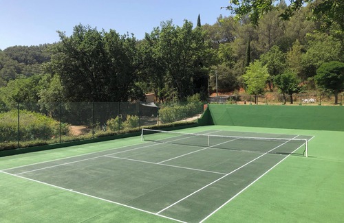 Salernes Apartamento | Apartment for 2 to 4 people in an estate with swimming pools, tennis court and river.