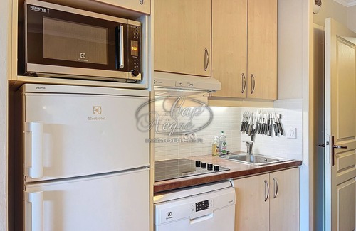 Rayol-Canadel-sur-Mer Apartamento | Apartment for 4 people waterfront in Le Lavandou Pierre et Vacances