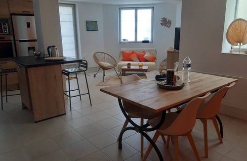 Royan Apartamento | Apartment for 4 people Patio terrace 400 m from the beach Quartier du Parc