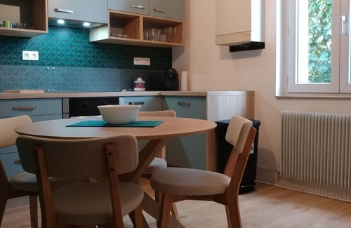 Quartier Chorier-Berriat Apartamento | Apartment for 5. Quiet location. Grenoble city