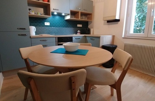Quartier Chorier-Berriat Apartamento | Apartment for 5. Quiet location. Grenoble city