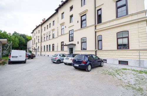 Ljubljana Apartamento | Apartment for four with free parking