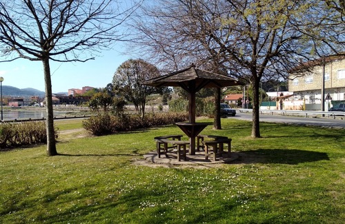 Poio Condominio | SE ALQUILA PISO PARA VACACIONES EN PRIMERA LINEA DE LA PLAYA