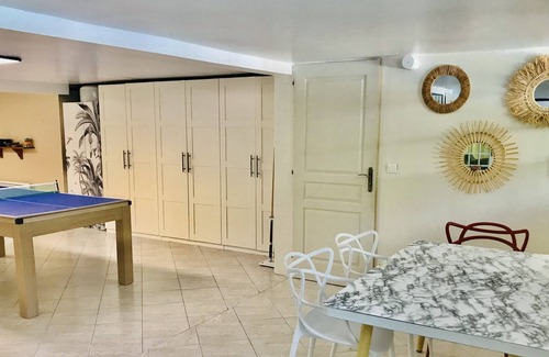 Boissy-l'Aillerie Apartamento | Apartment