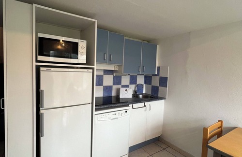 La Salvetat-sur-Agout Apartamento | Apartment "B" for 7 people, 200M from Lac de la Raviège.