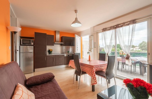 Saint-Simon-de-Bordes Apartamento | Apartamento 'Le Clos Du Champ De L'Amour - Saintes' con piscina privada, Wi-Fi y aire acondicionado