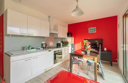 Saint-Simon-de-Bordes Apartamento | Apartamento 'Le Clos Du Champ De L'Amour - Meschers' con piscina privada, Wi-Fi y aire acondicionado