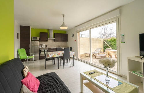 Saint-Simon-de-Bordes Apartamento | Apartamento 'Le Clos Du Champ De L'Amour - La Tremblade' con piscina y aire acondicionado