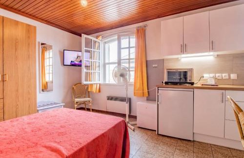 Saintes-Maries-de-la-Mer Apartamento | Apartment Le Soleil Camarguais-1 by Interhome