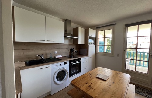 Bourgenay Apartamento | Apartamento 'Le Soleil' con vistas al lago, piscina compartida