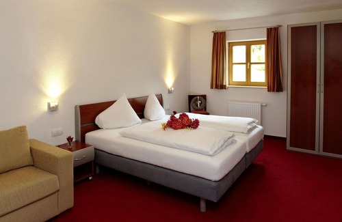 Berwang Apartamento | Apartment Frauenschuh - Chalet zur Rose Frauenschuh und Zyklame